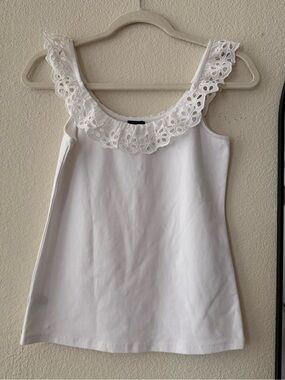 Ann Taylor XS White Eyelet Ruffle Tank Top Broderie Anglaise Cottagecore NWT